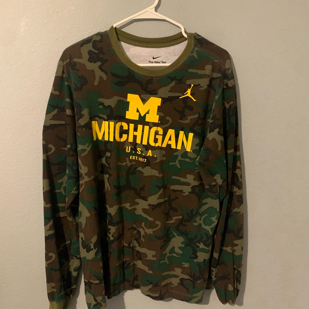 Camo Michigan Performance Long Sleeve T-Shirt